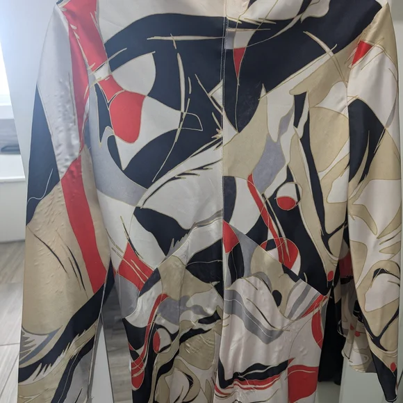 Abstract Patterned Maxi Dress - Picture 3 of 4